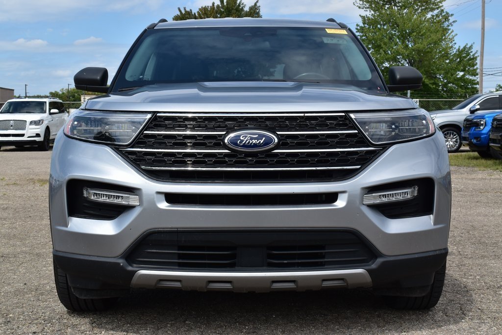 2022 Ford Explorer XLT photo 2