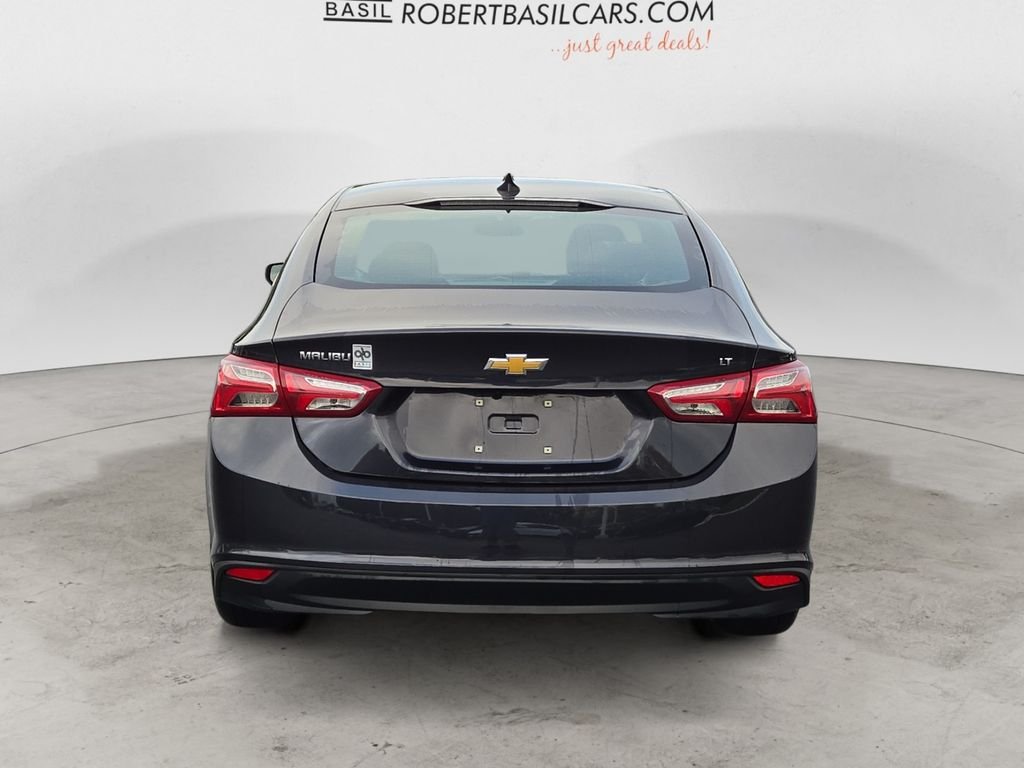 2022 Chevrolet Malibu 1LT photo 4
