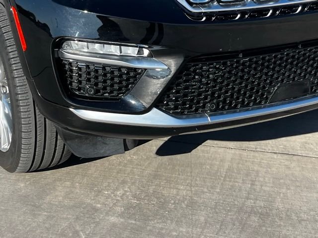 2022 Jeep Grand Cherokee Summit photo 3