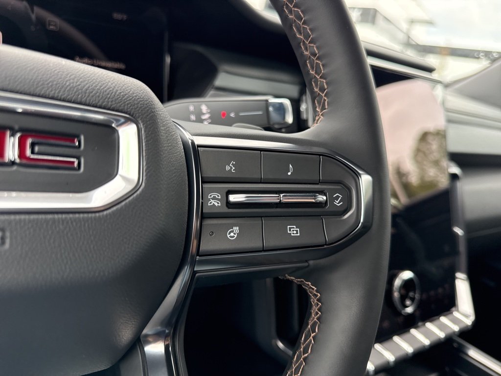 2025 Gmc Acadia AT4 photo 13