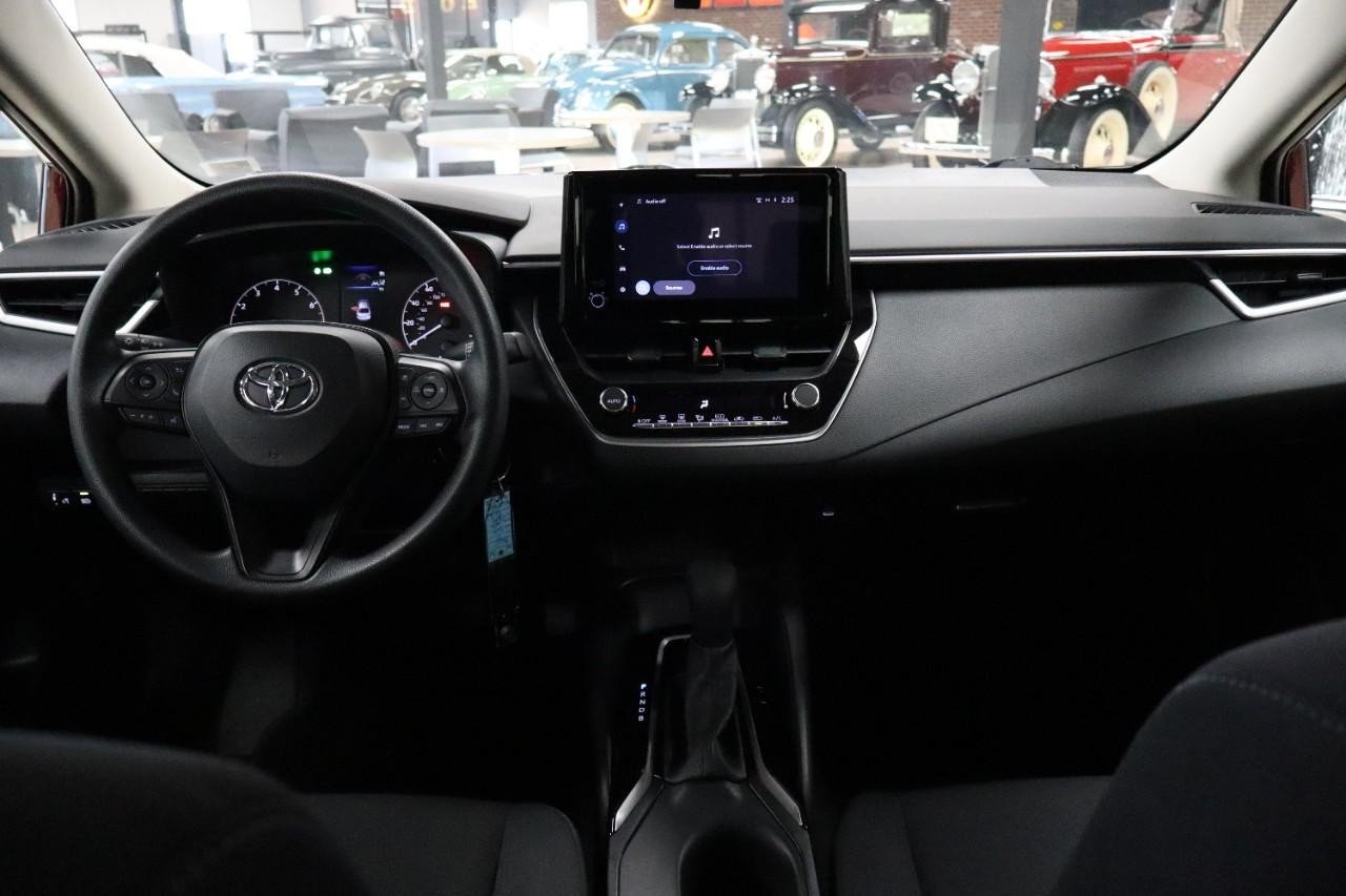 2023 Toyota Corolla LE photo 16