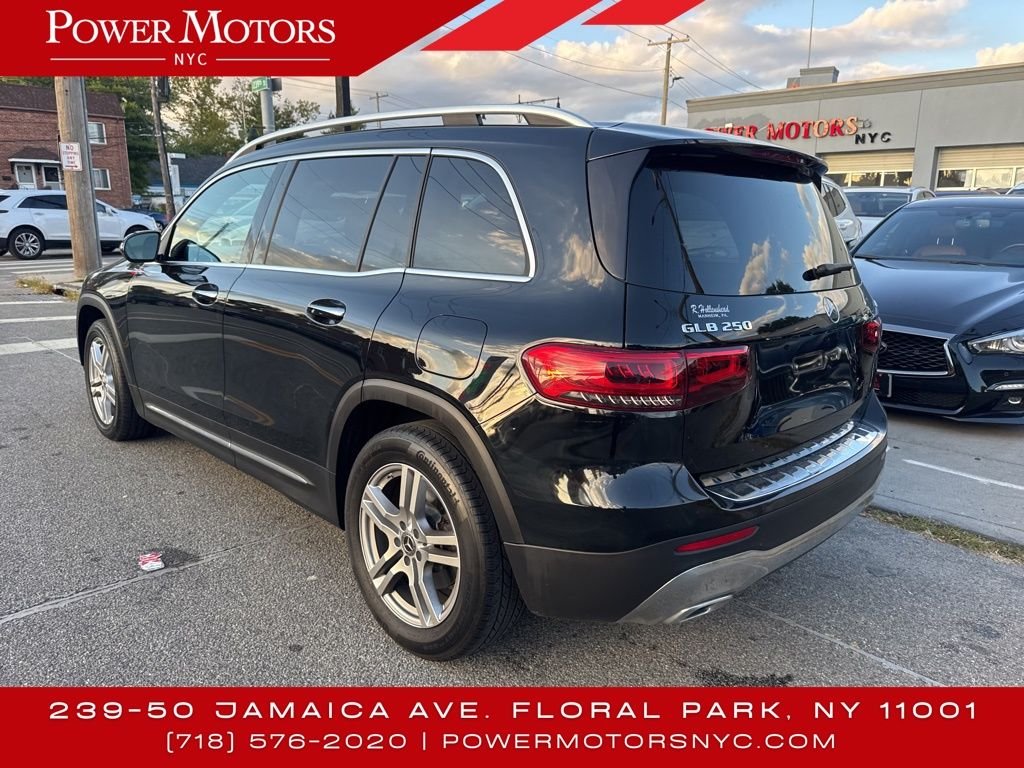 2021 Mercedes Benz GLB 250 4MATIC photo 3