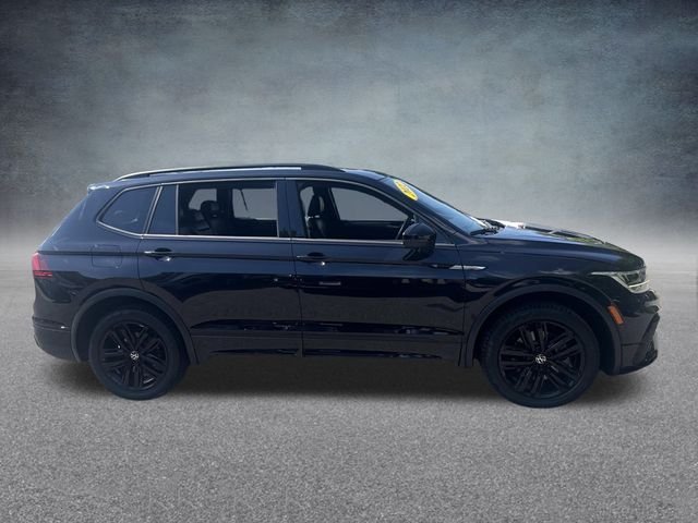 2022 Volkswagen Tiguan SE R-Line Black photo 3