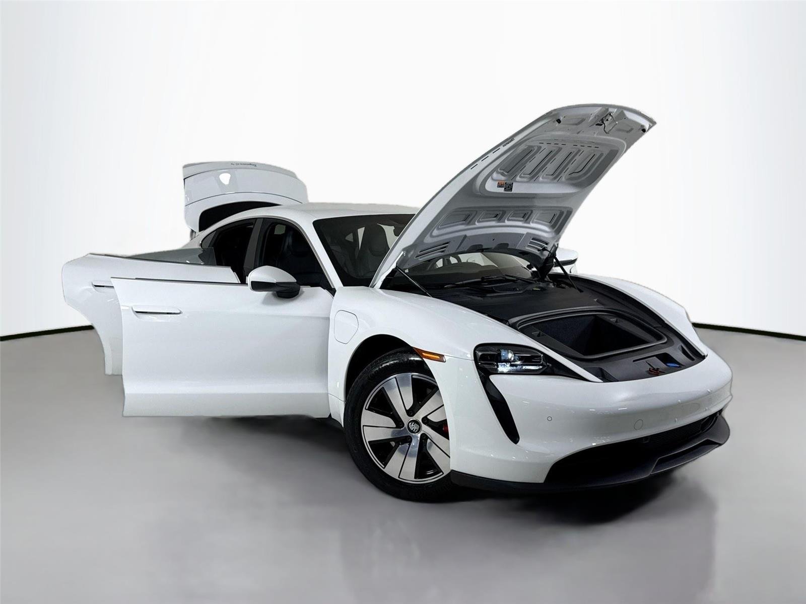 2023 Porsche Taycan 4S photo 36