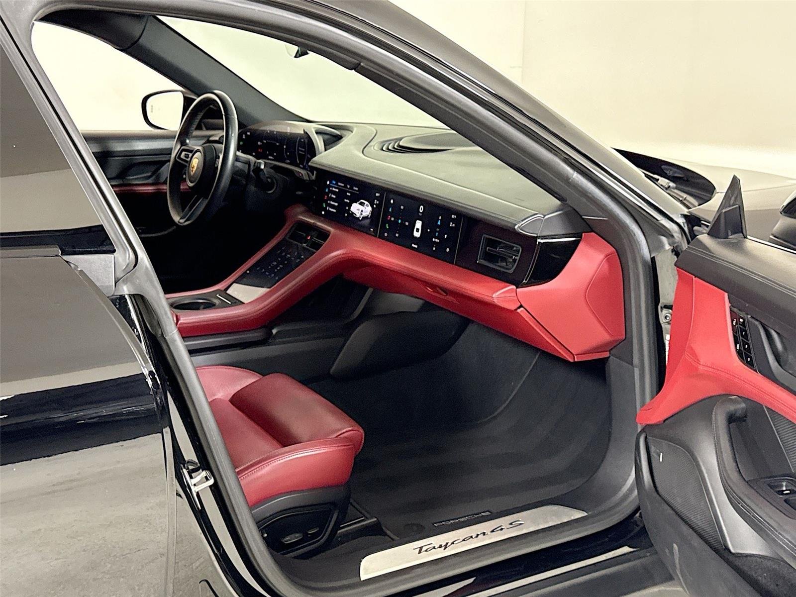 2020 Porsche Taycan 4S photo 29