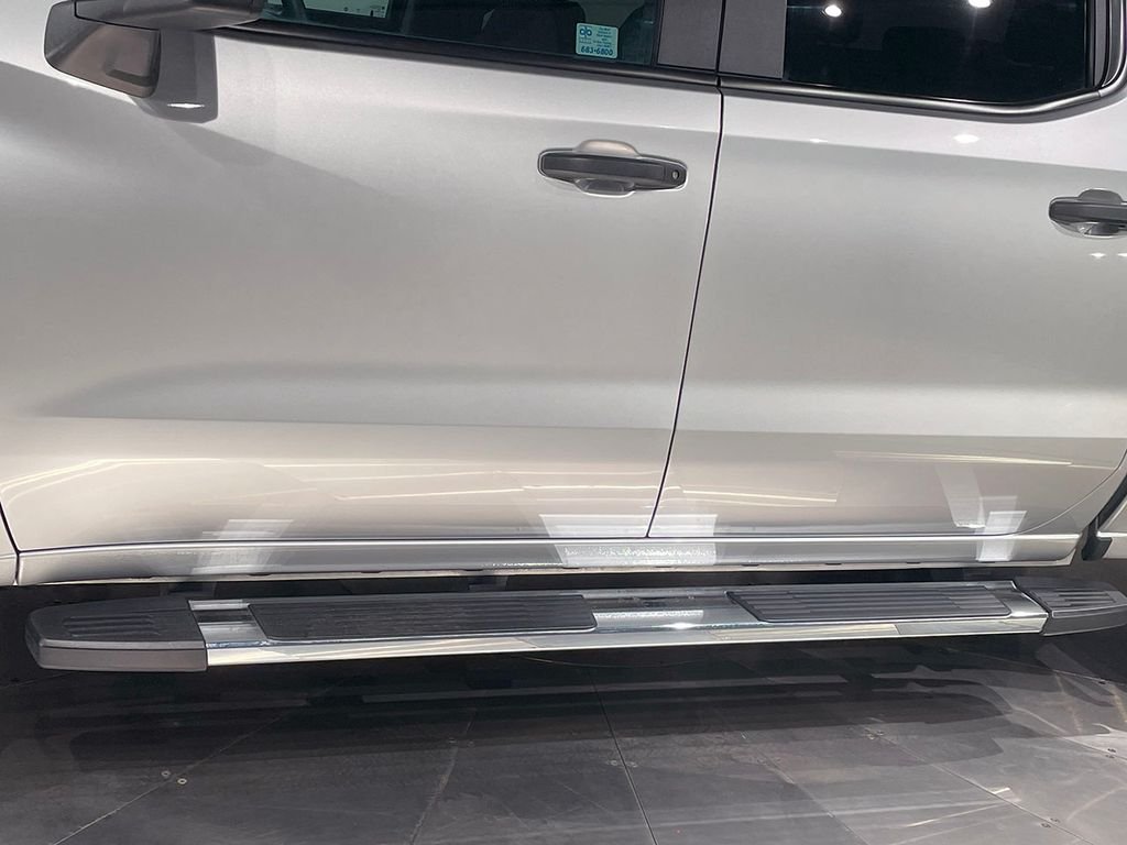 2021 Chevrolet Silverado 1500 Custom photo 13