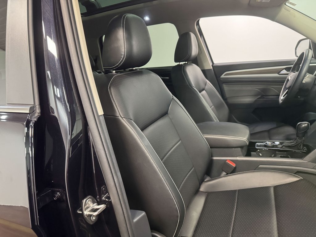 2023 Volkswagen Atlas SEL photo 55