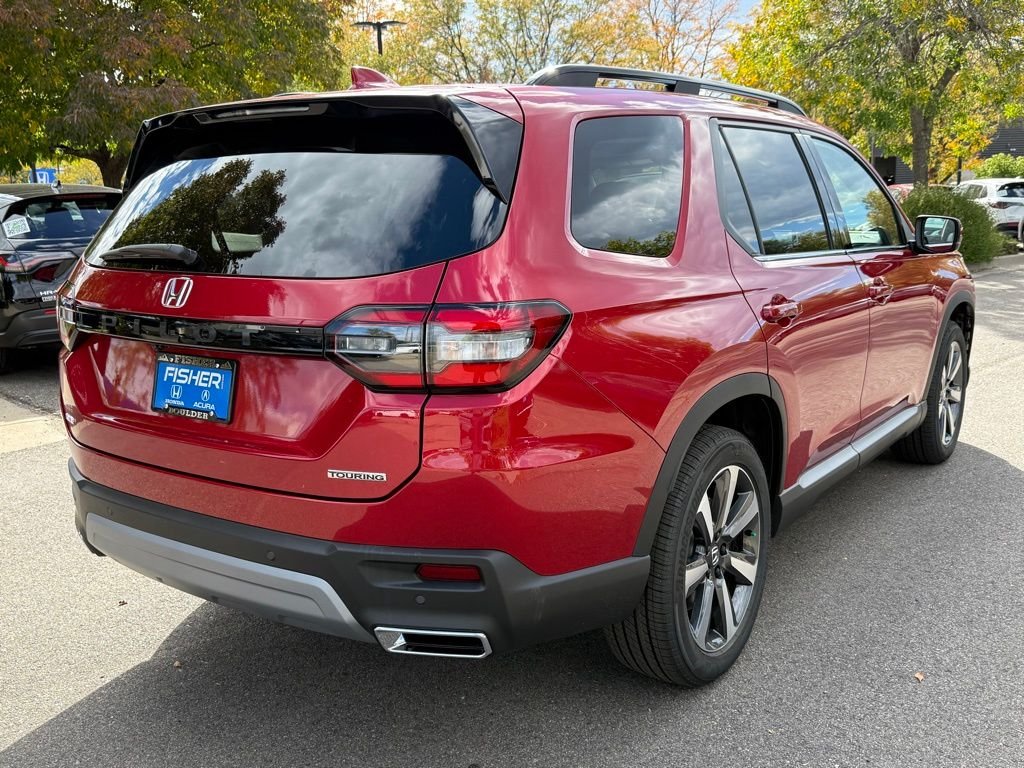 2025 Honda Pilot Touring photo 3