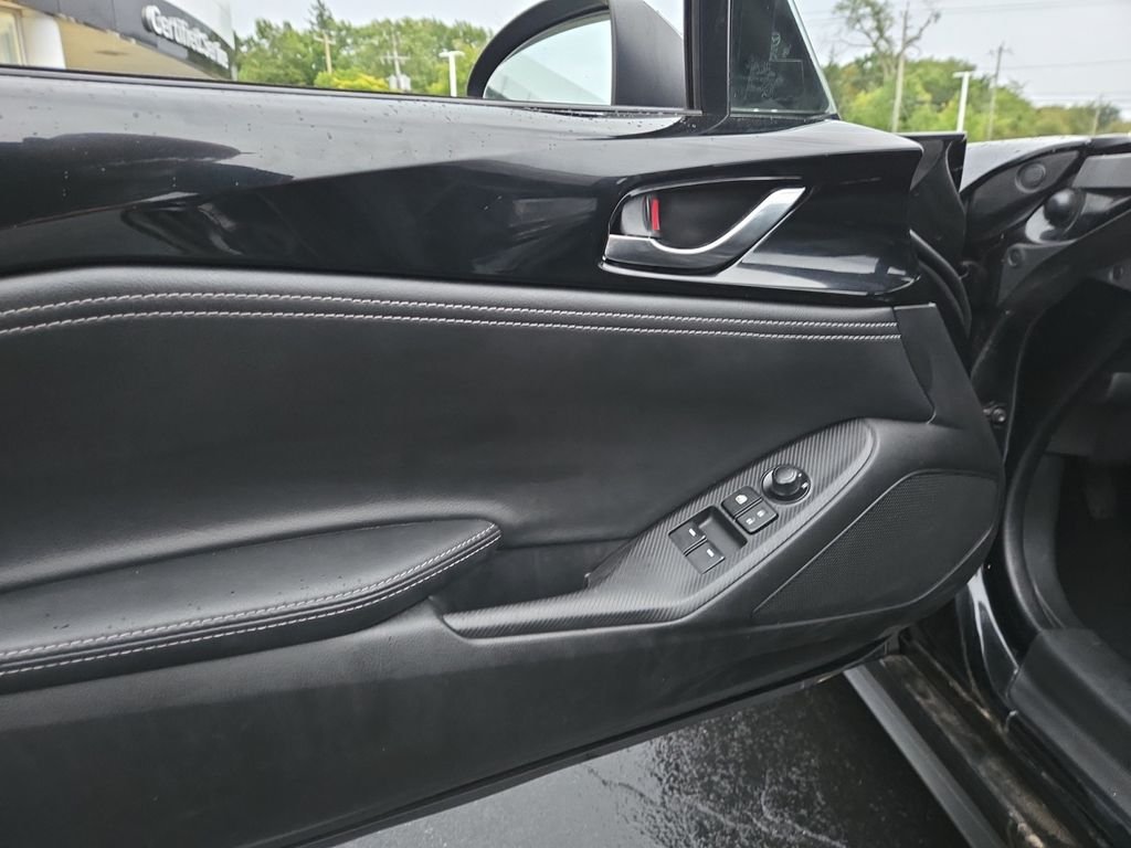 2021 Mazda MX-5 Miata RF Miata Grand Touring photo 11
