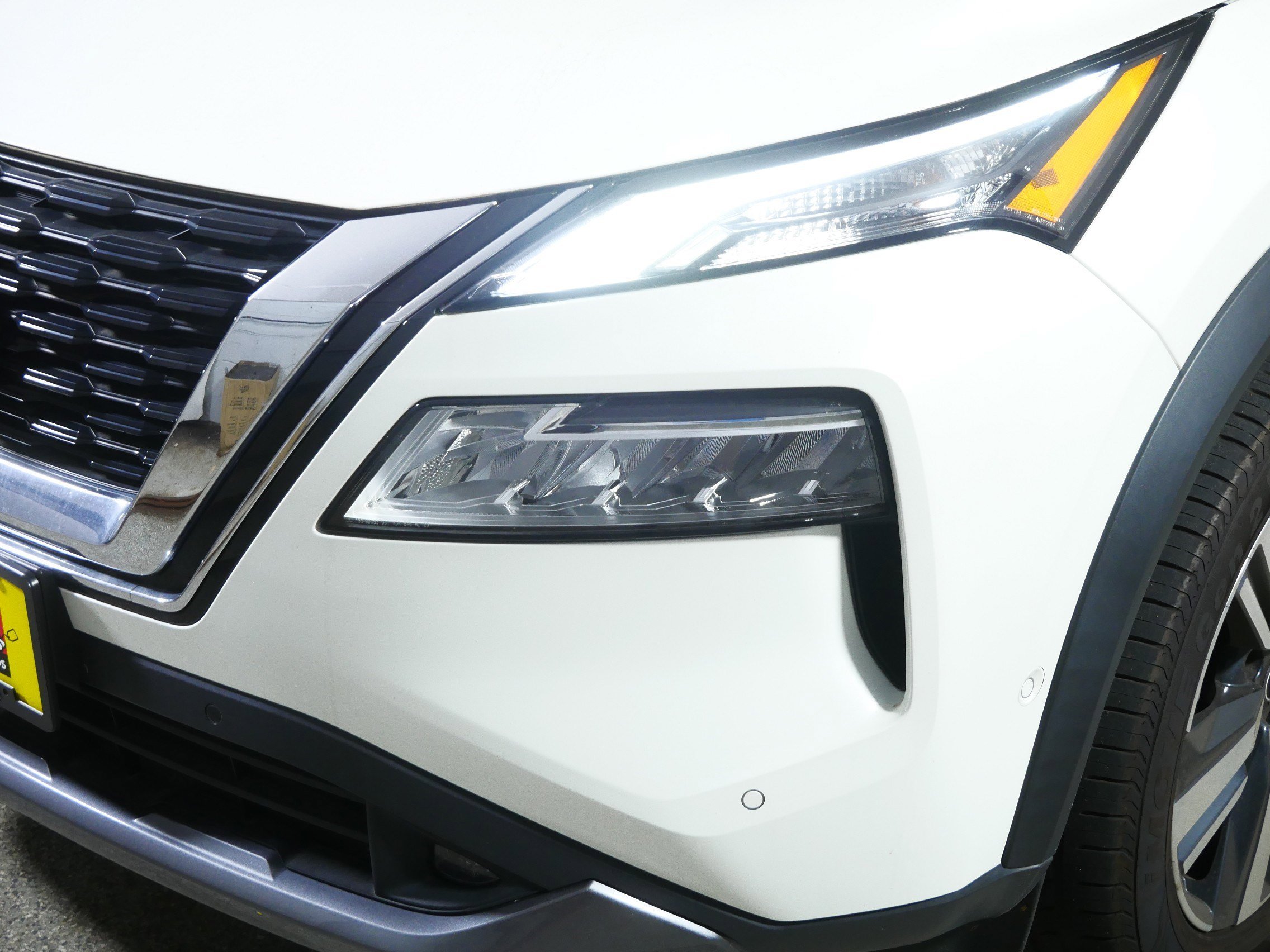 2022 Nissan Rogue SL photo 14