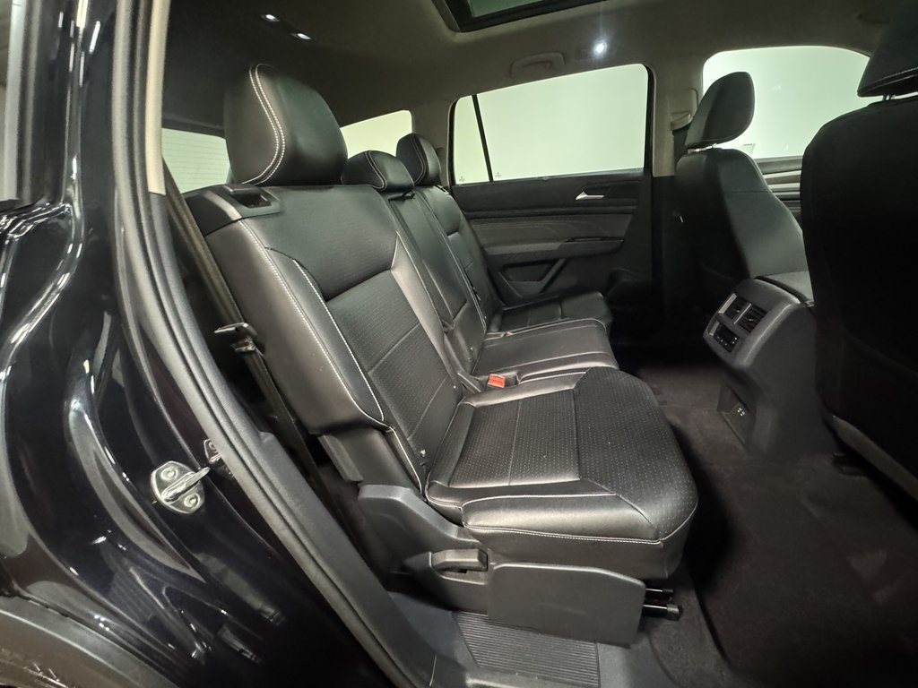 2023 Volkswagen Atlas SEL photo 11
