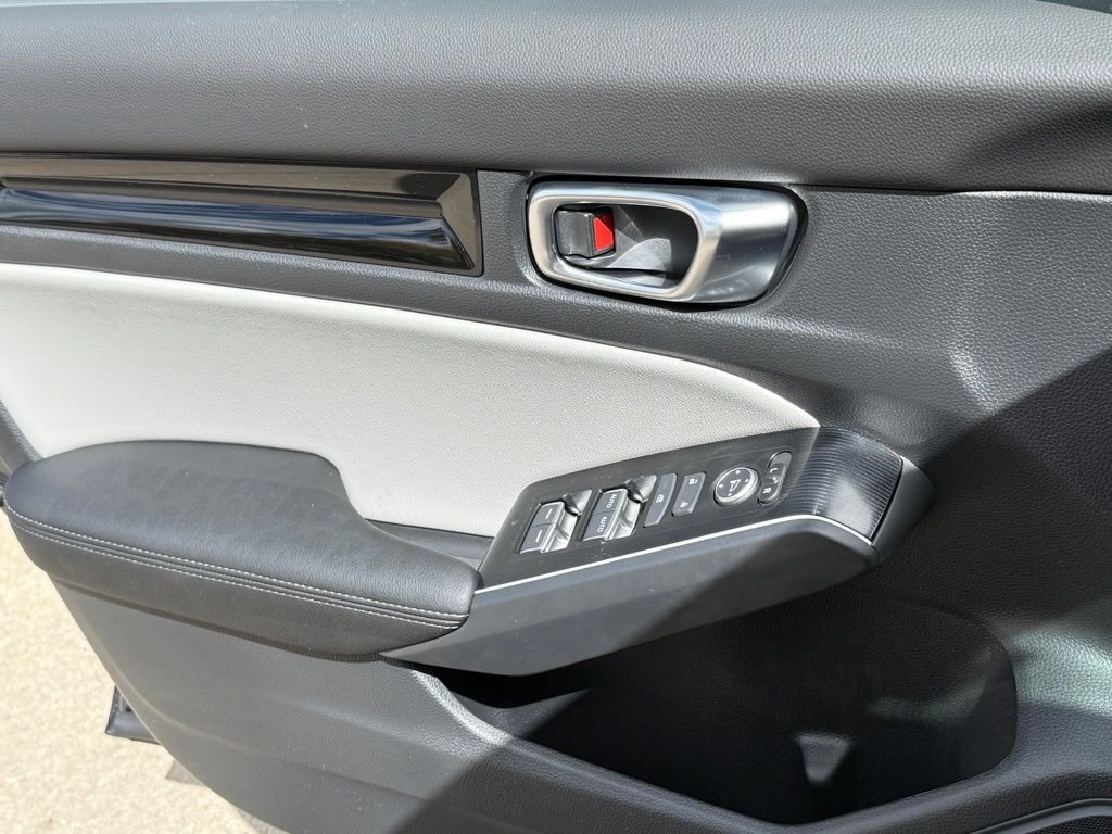 2026 Honda Civic Hybrid Sport Touring photo 24