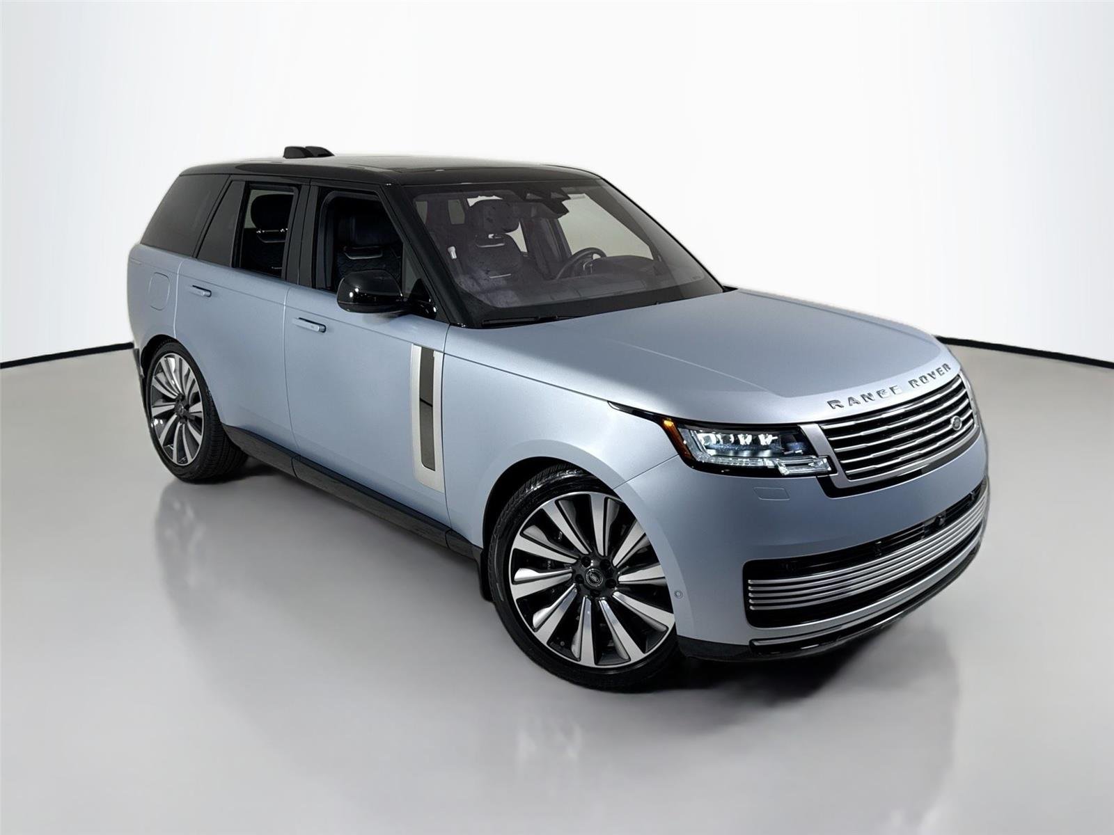 2023 Land Rover Range Rover SV photo 42