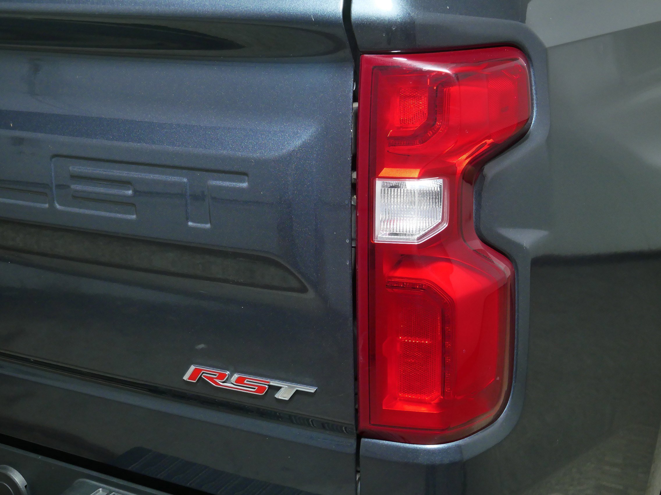 2019 Chevrolet Silverado 1500 RST photo 16