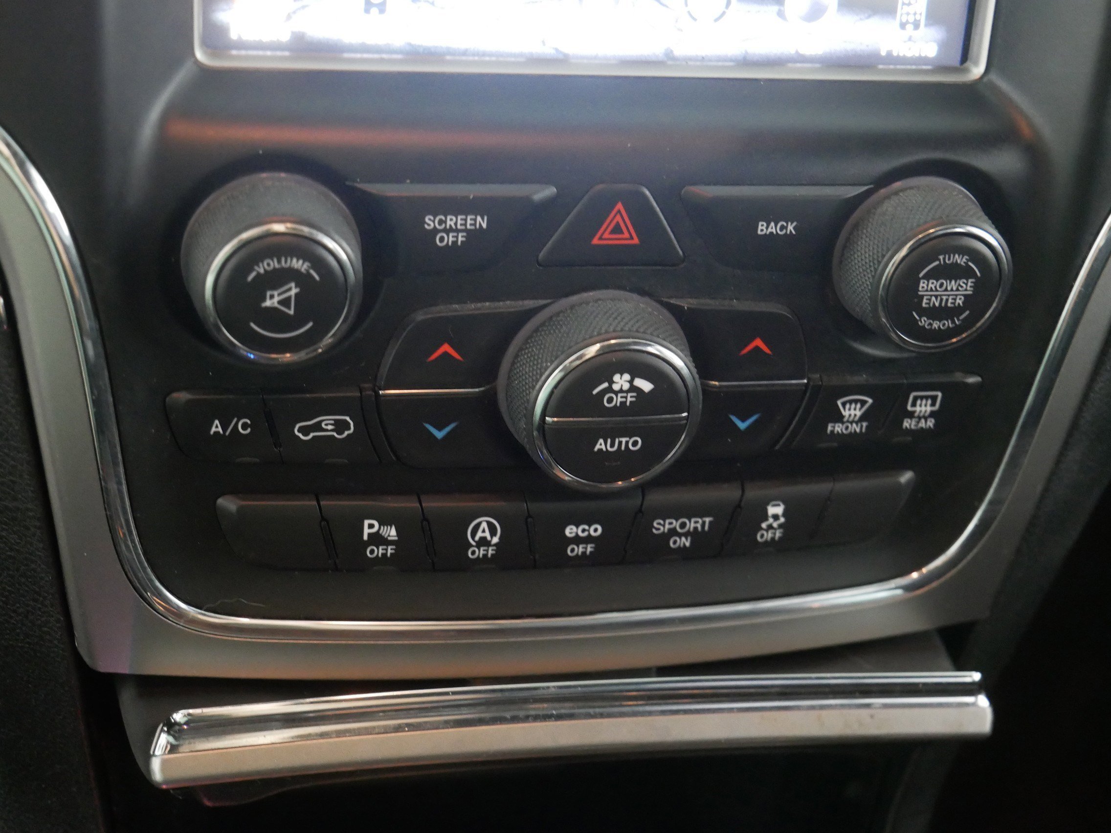 2017 Jeep Grand Cherokee Trailhawk photo 22