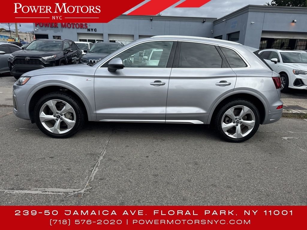 2022 Audi Q5 45 S line Prestige Premium photo 2
