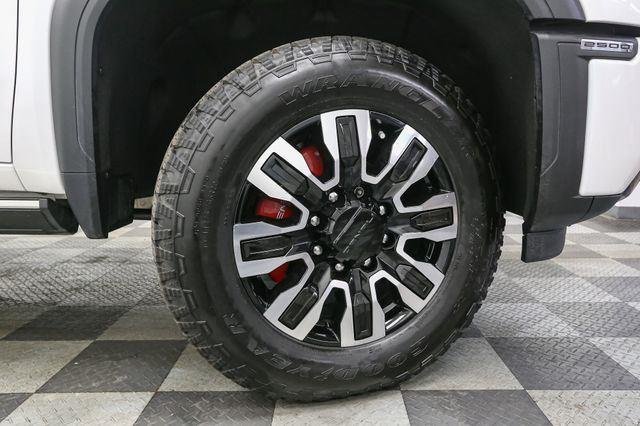 2024 Gmc Sierra 2500 HD Denali Ultimate photo 15