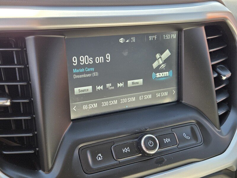 2017 Gmc Acadia SLE photo 18