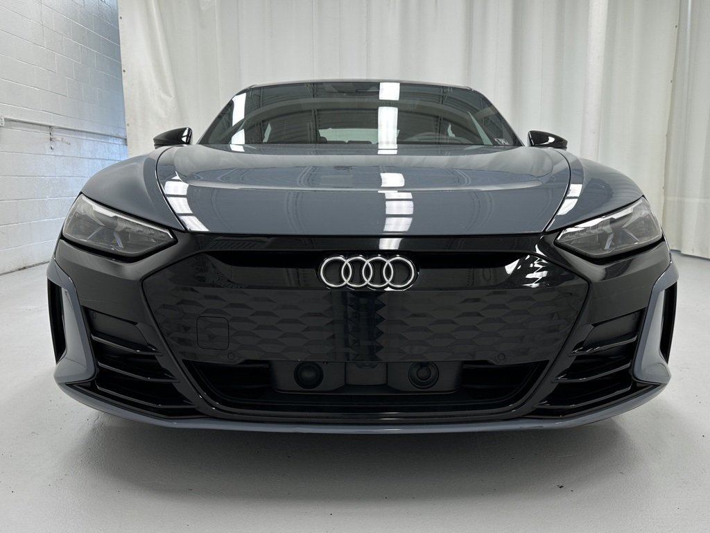 2022 Audi e-tron GT Premium Plus photo 5