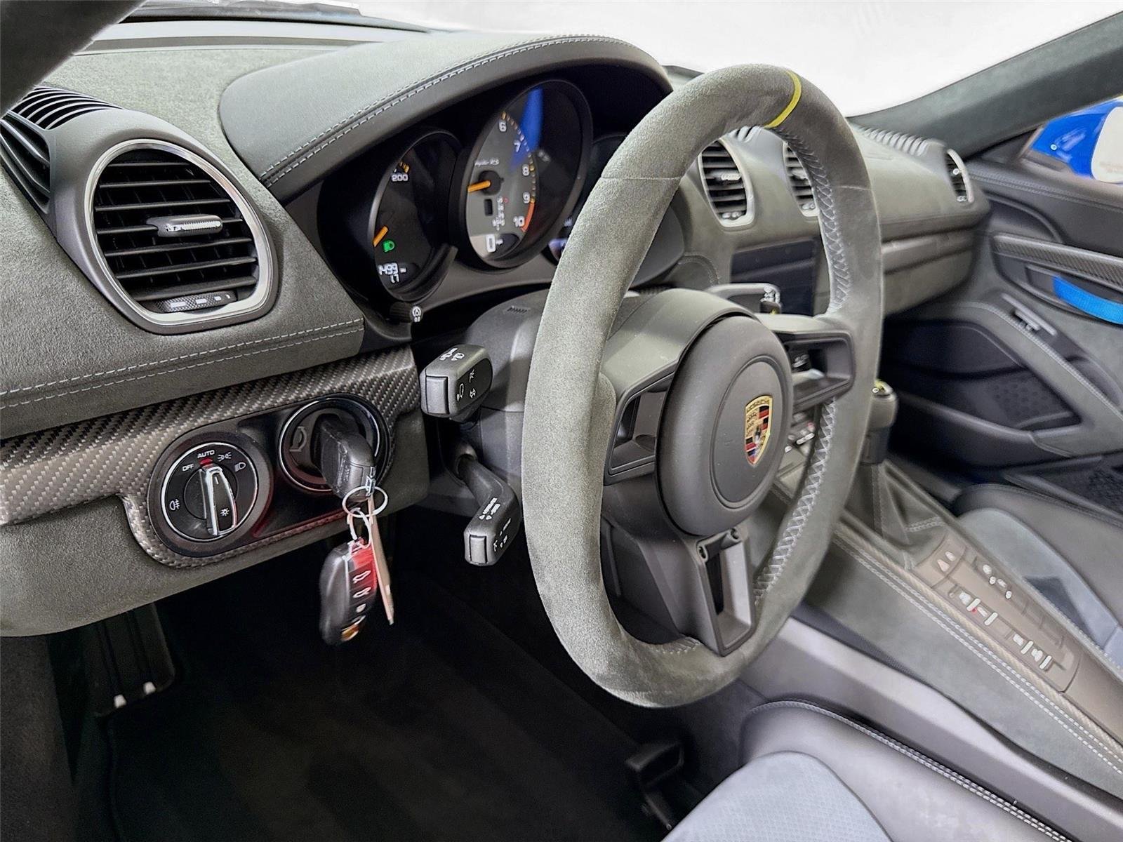 2024 Porsche Boxster Spyder photo 13