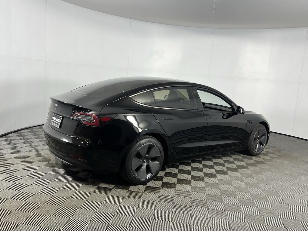 2023 Tesla Model 3 photo 4