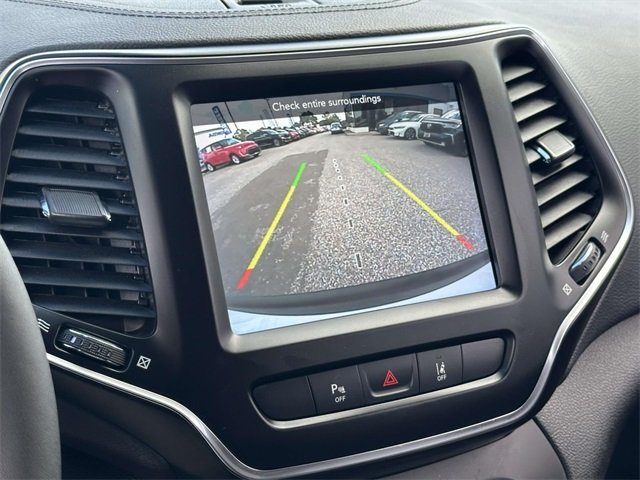 2022 Jeep Cherokee Latitude Lux photo 17