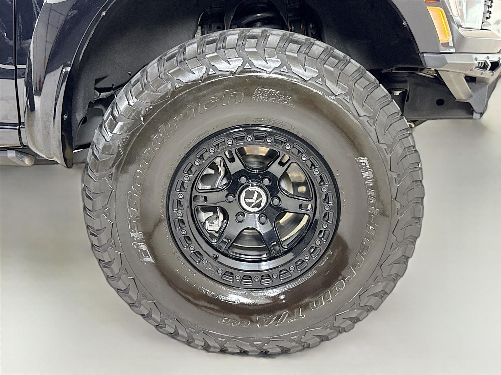 2023 Ford F-150 Raptor photo 37