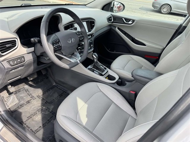2019 Hyundai Ioniq Limited photo 2