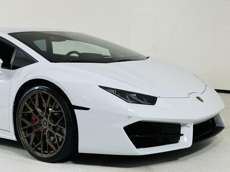 2019 Lamborghini Huracan photo 19