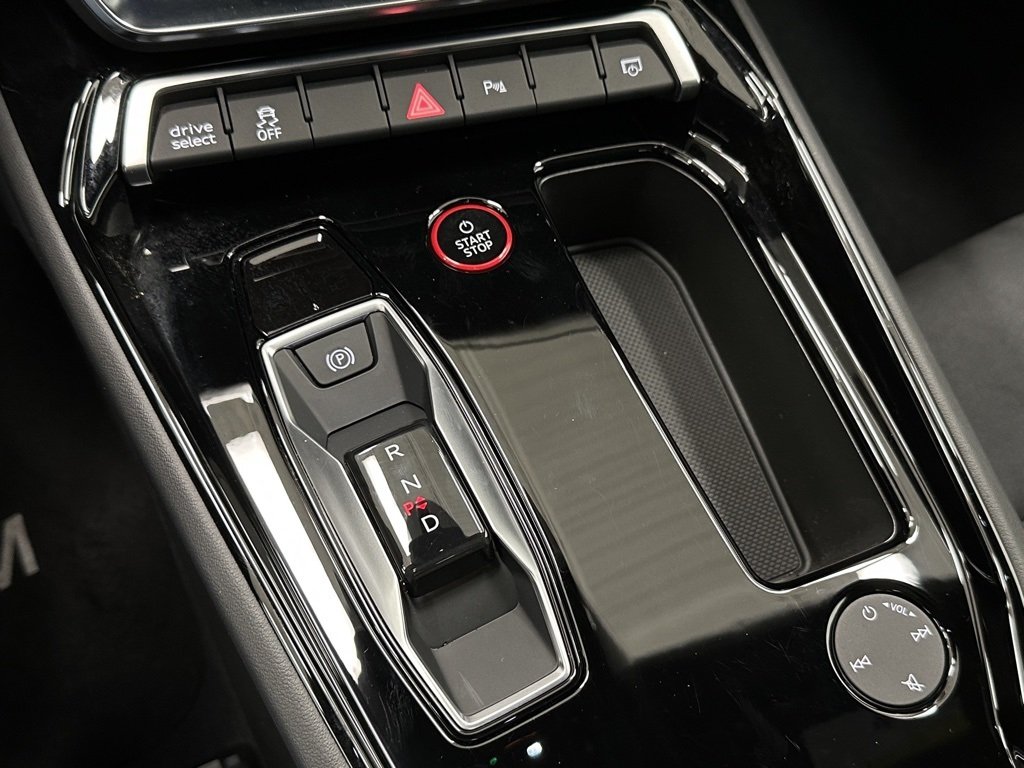 2022 Audi e-tron GT Premium Plus photo 29