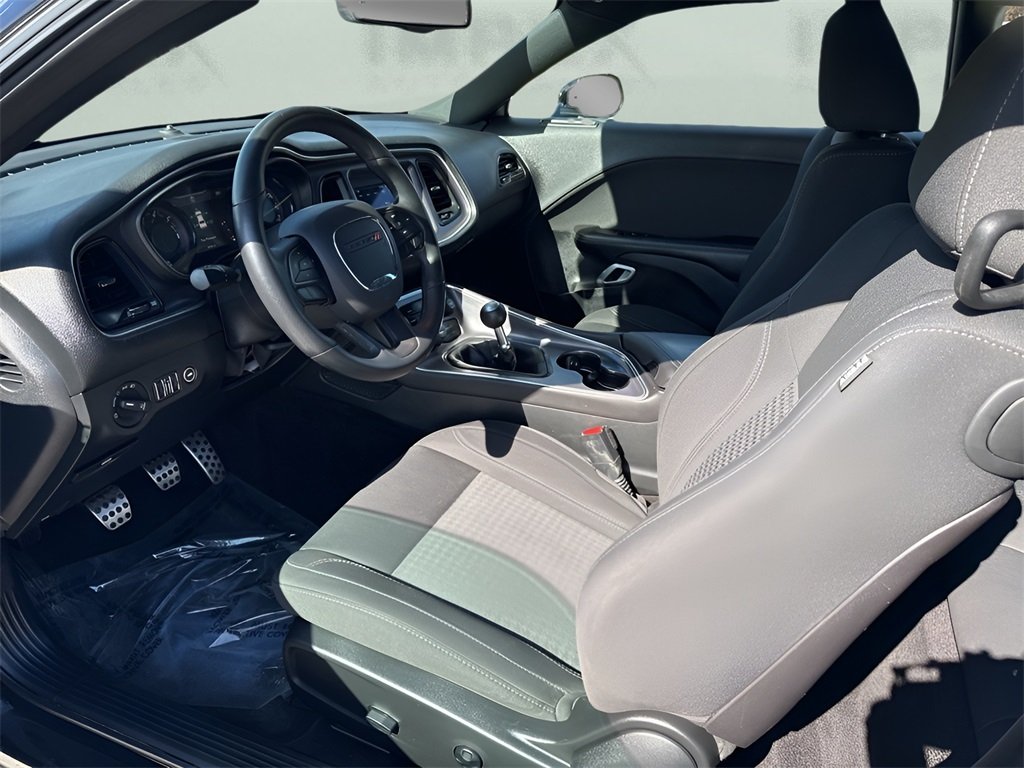 2018 Dodge Challenger R/T photo 9