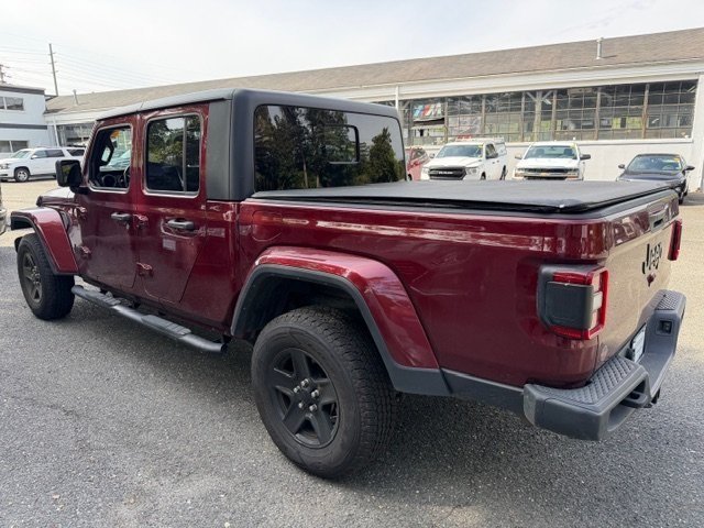 2021 Jeep Gladiator Sport photo 2