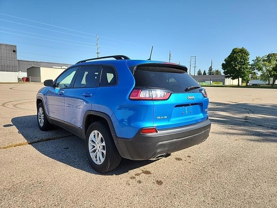 2022 Jeep Cherokee Latitude Lux photo 4