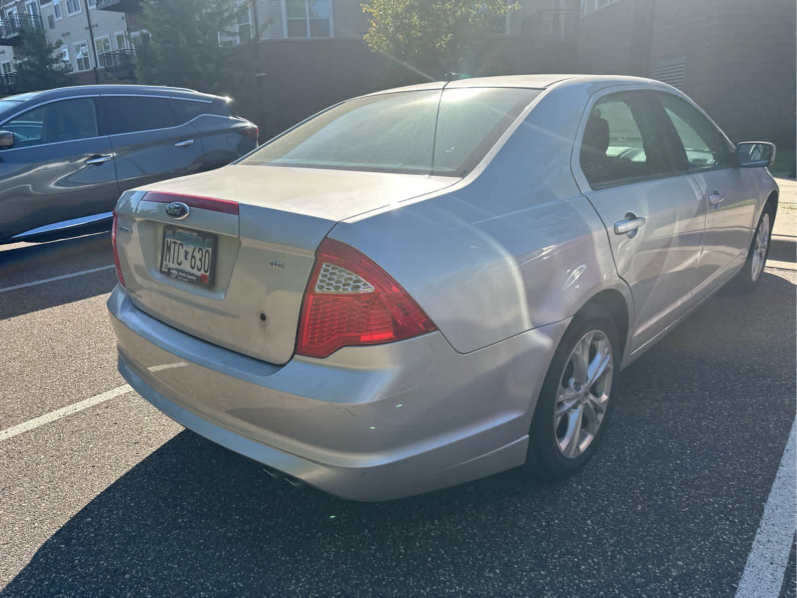 2012 Ford Fusion SE photo 3
