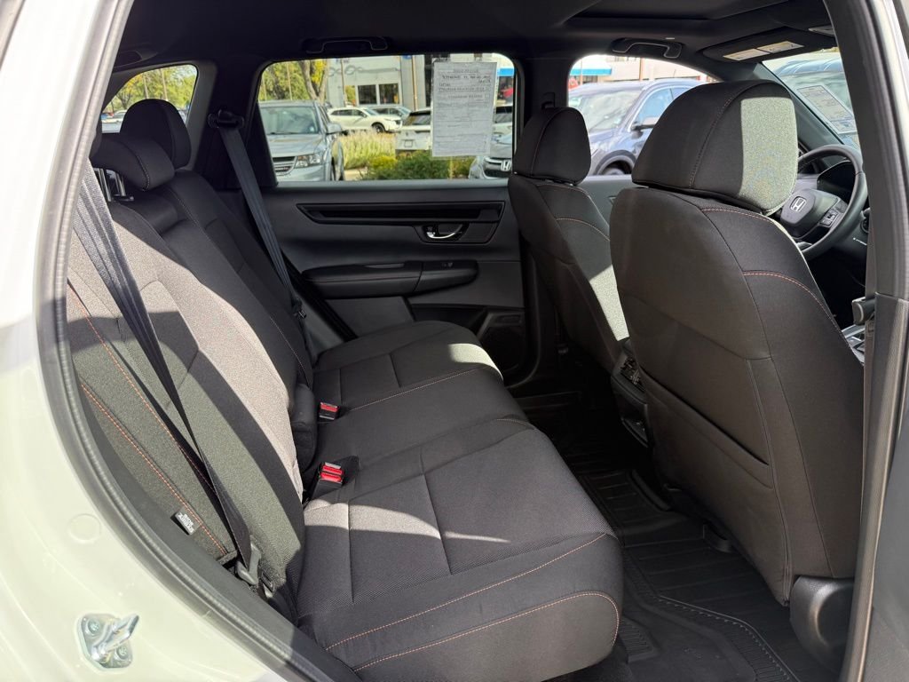 2025 Honda CR-V Hybrid Sport photo 16
