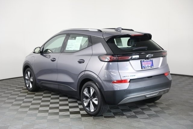 2023 Chevrolet Bolt EUV photo 2