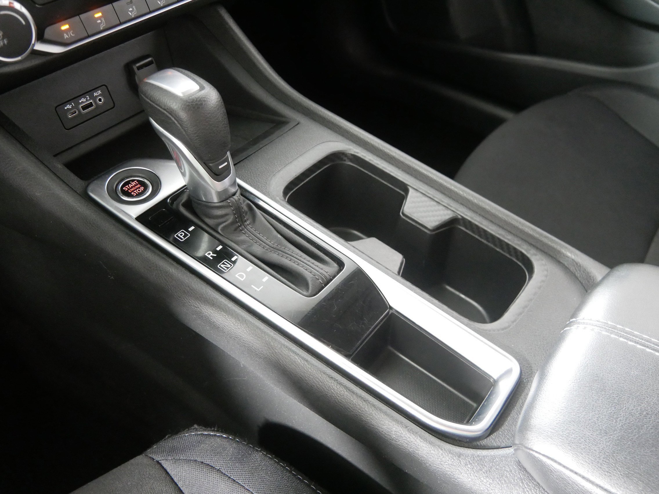 2023 Nissan Sentra SV photo 23
