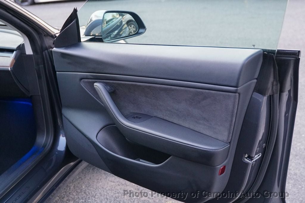 2021 Tesla Model 3 Long Range photo 17