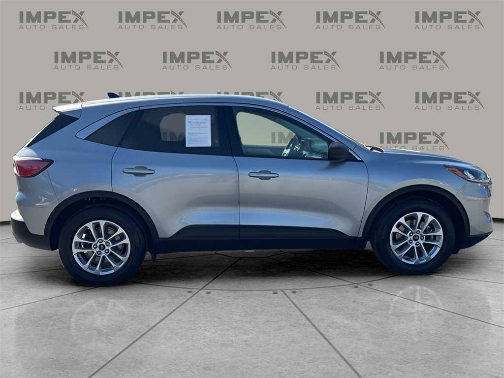 2022 Ford Escape SE photo 6