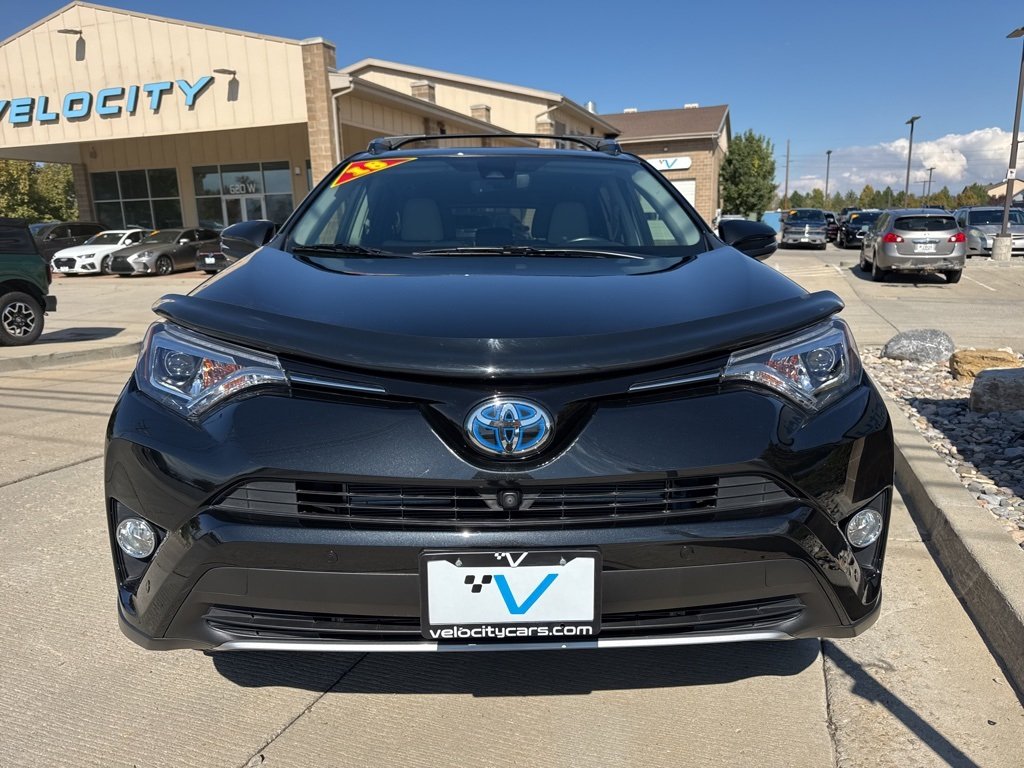 2018 Toyota RAV4 Hybrid Limited photo 2