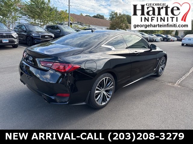 2018 Infiniti Q60 3.0t Luxe photo 3