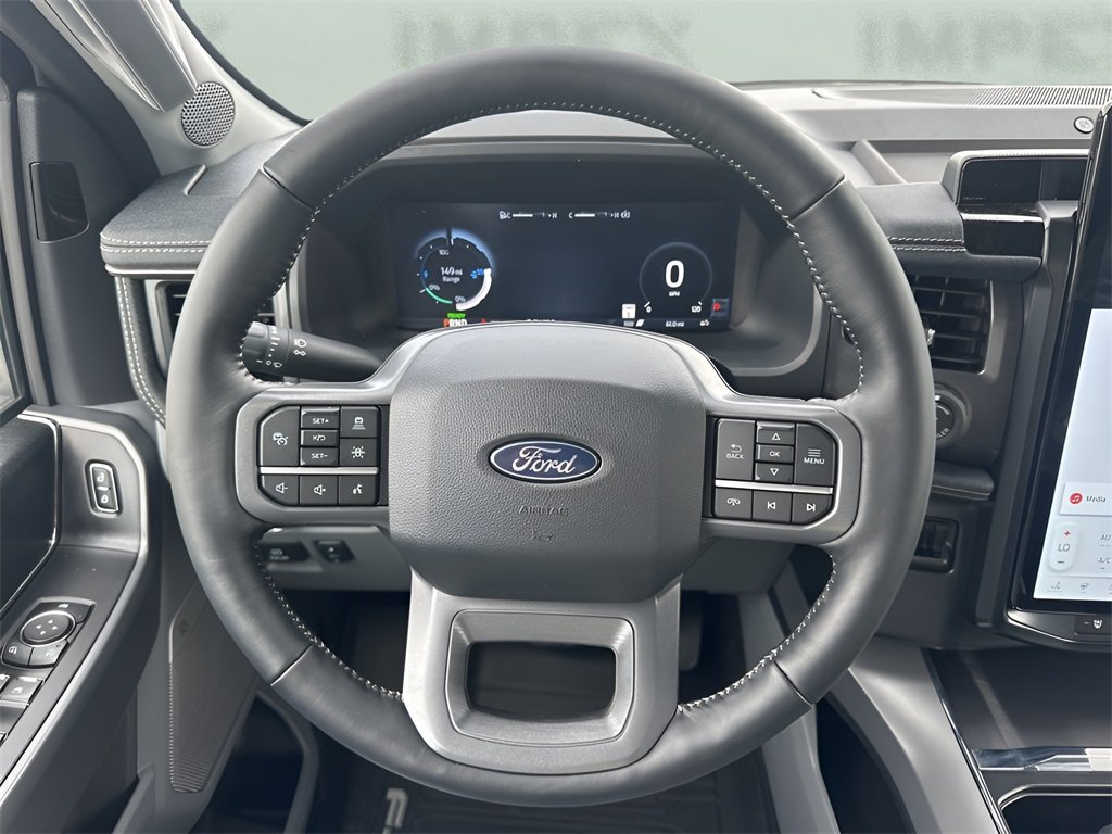 2024 Ford F-150 Lightning photo 12