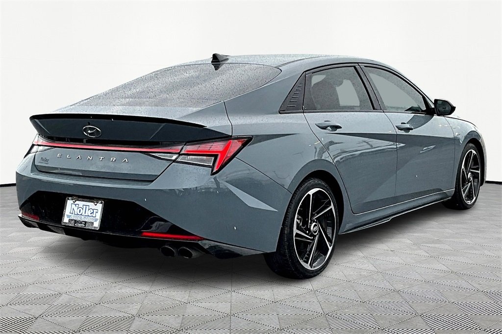 2022 Hyundai Elantra N Line photo 2