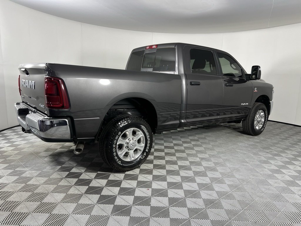 2025 Ram 2500 Big Horn photo 3