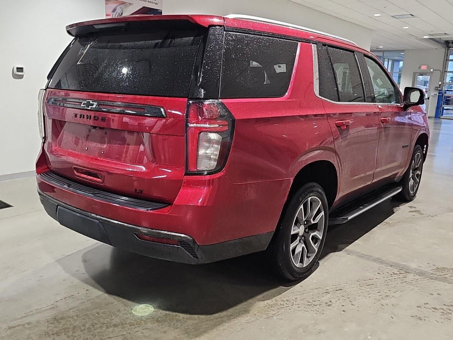 2021 Chevrolet Tahoe LT photo 2