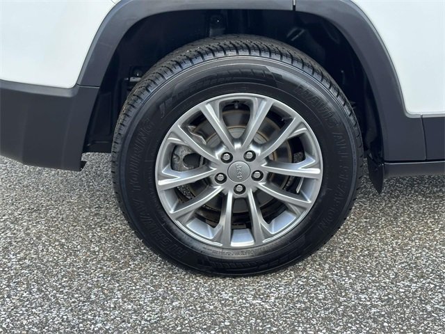 2022 Jeep Cherokee Latitude Lux photo 10
