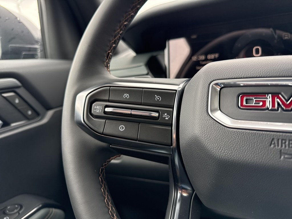 2025 Gmc Acadia AT4 photo 12