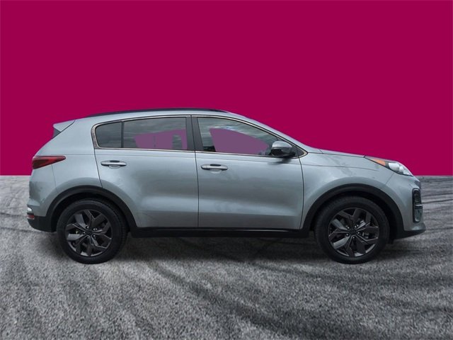 2022 Kia Sportage Nightfall Edition photo 2