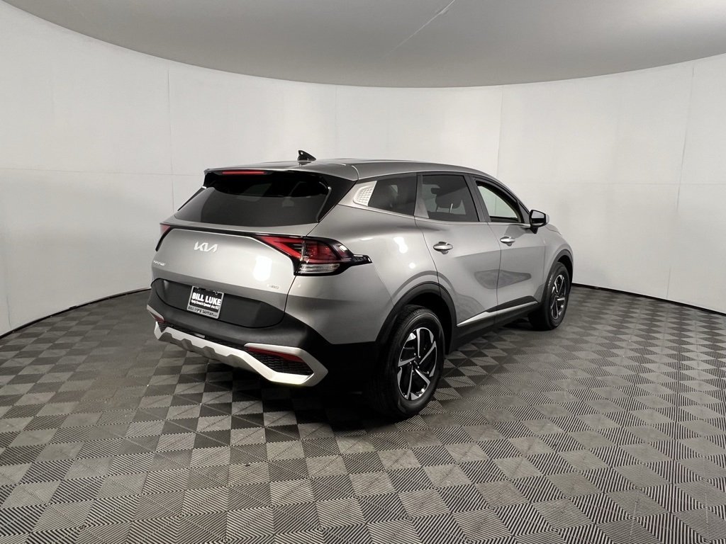 2023 Kia Sportage Hybrid LX photo 2