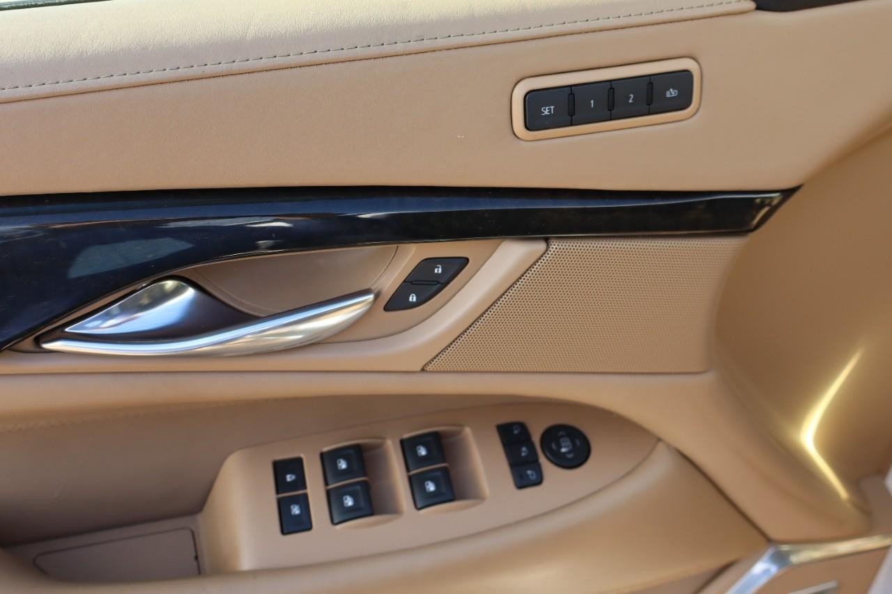 2019 Cadillac Escalade ESV Platinum photo 11